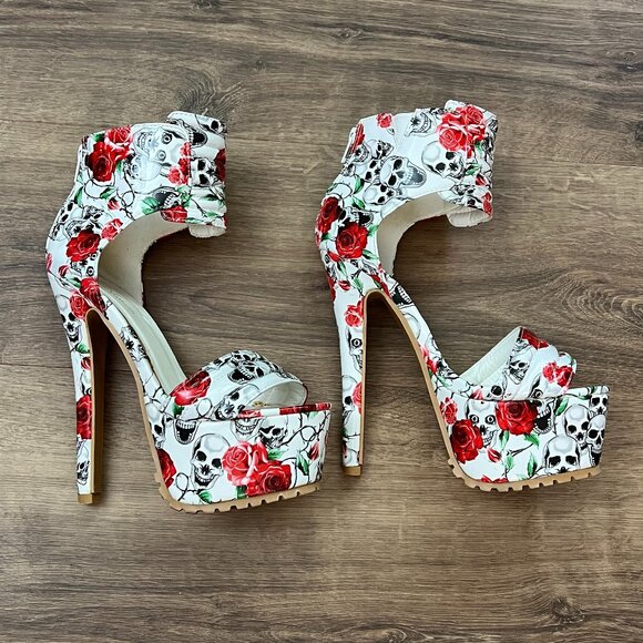 Ami Clubwear RARE Skull and Red Roses Platform Heels Sz 7 - Picture 3 of 15
